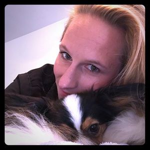 Meet your Posher, Olivia